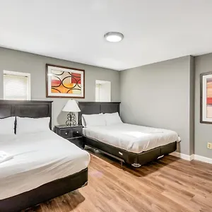  Holiday home 717a - Settle Into Soulard 6 Q Beds 2 Full Baths United States